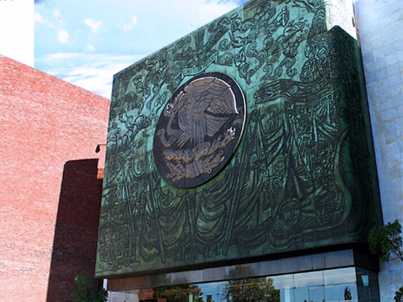 Outside View of Large Building Outside view of Large Building